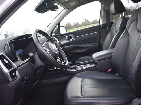 Used 2023 Kia Sorento SX image 24