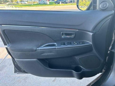 Used 2017 Mitsubishi Outlander Sport SE FWD image 9