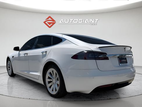 Used 2019 Tesla Model S Performance AWD/4WD image 10
