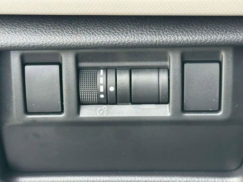 Certified 2025 Subaru Forester image 16