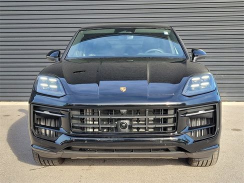 New 2026 Porsche Cayenne Coupe image 10