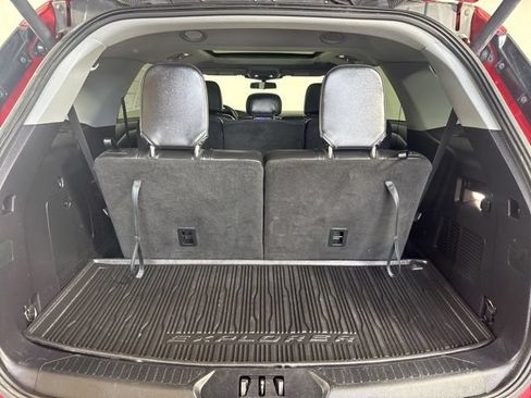Certified 2021 Ford Explorer XLT w/ Equipment Group 202A AWD/4WD image 22