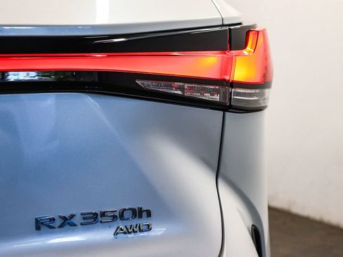 Used 2024 Lexus RX 350h w/ Convenience Package AWD/4WD image 11