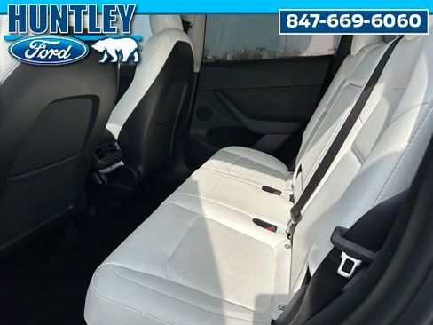 Used 2023 Tesla Model Y Performance image 15