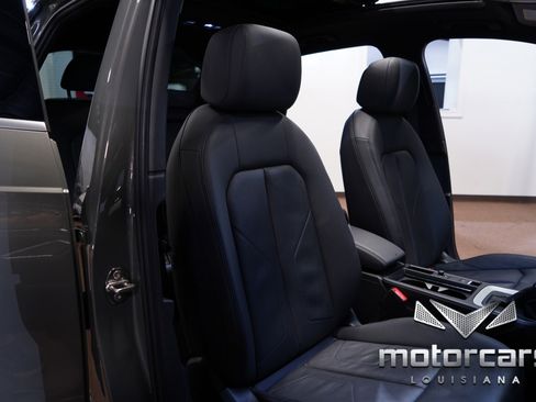 Used 2022 Audi Q3 2.0T Premium Plus w/ Premium Plus Package image 31