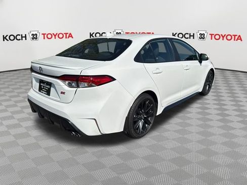 Certified 2024 Toyota Corolla SE FWD image 8
