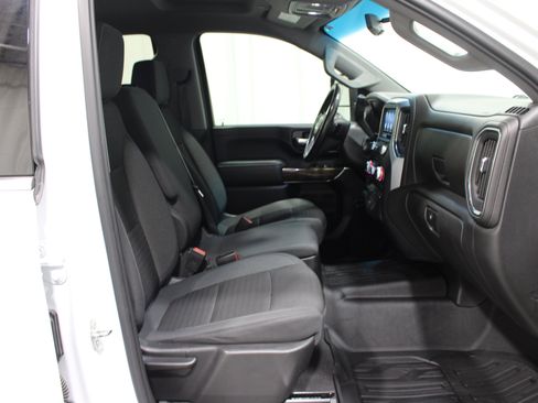 Used 2022 GMC Sierra 2500 SLE w/ SLE Value Package; AWD/4WD image 23