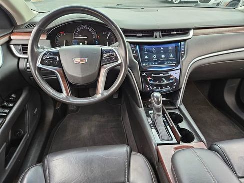 Used 2019 Cadillac XTS Luxury image 12