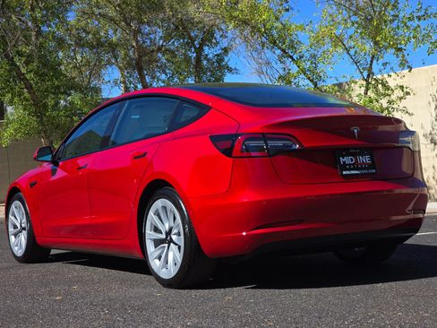 Used 2022 Tesla Model 3 RWD image 8
