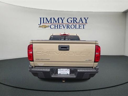 Used 2022 Chevrolet Colorado ZR2 image 4