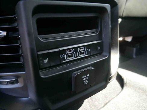 Certified 2025 RAM 1500 Laramie AWD/4WD image 15