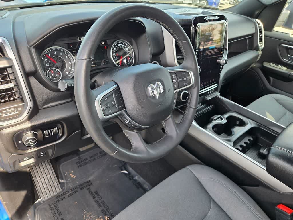 Used 2025 RAM 1500 Big Horn AWD/4WD image 9