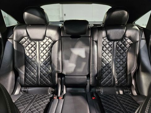 Used 2025 Audi SQ5 Premium Plus image 13