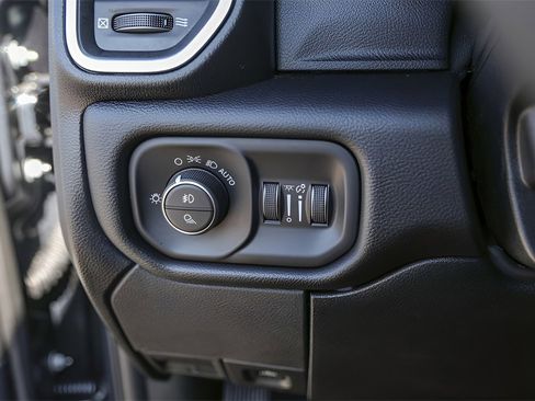 Used 2025 RAM 3500 Laramie w/ Sport Appearance Package image 17