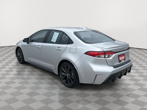 Used 2024 Toyota Corolla SE FWD image 7