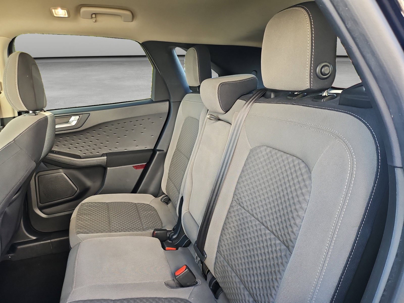 Used 2020 Ford Escape SE FWD image 31