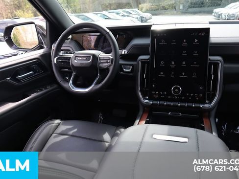Used 2026 GMC Yukon Denali w/ Sun & Power Step Package AWD/4WD image 26