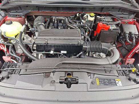 New 2025 Ford Escape ST-Line w/ Cold Weather Package image 19