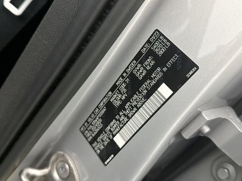 Used 2023 Volvo XC60 B5 Plus w/ Protection Package Premier image 25