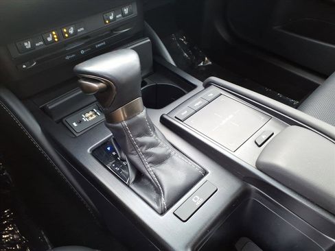 Used 2019 Lexus ES 350 w/ Premium Package image 17