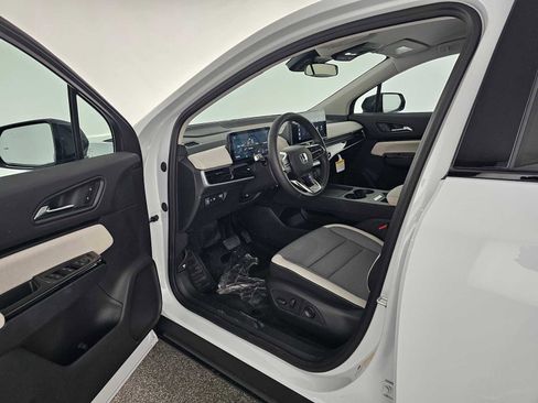 New 2026 Honda Prologue EX image 19