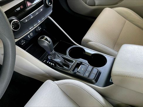 Used 2019 Hyundai Tucson SE FWD image 16