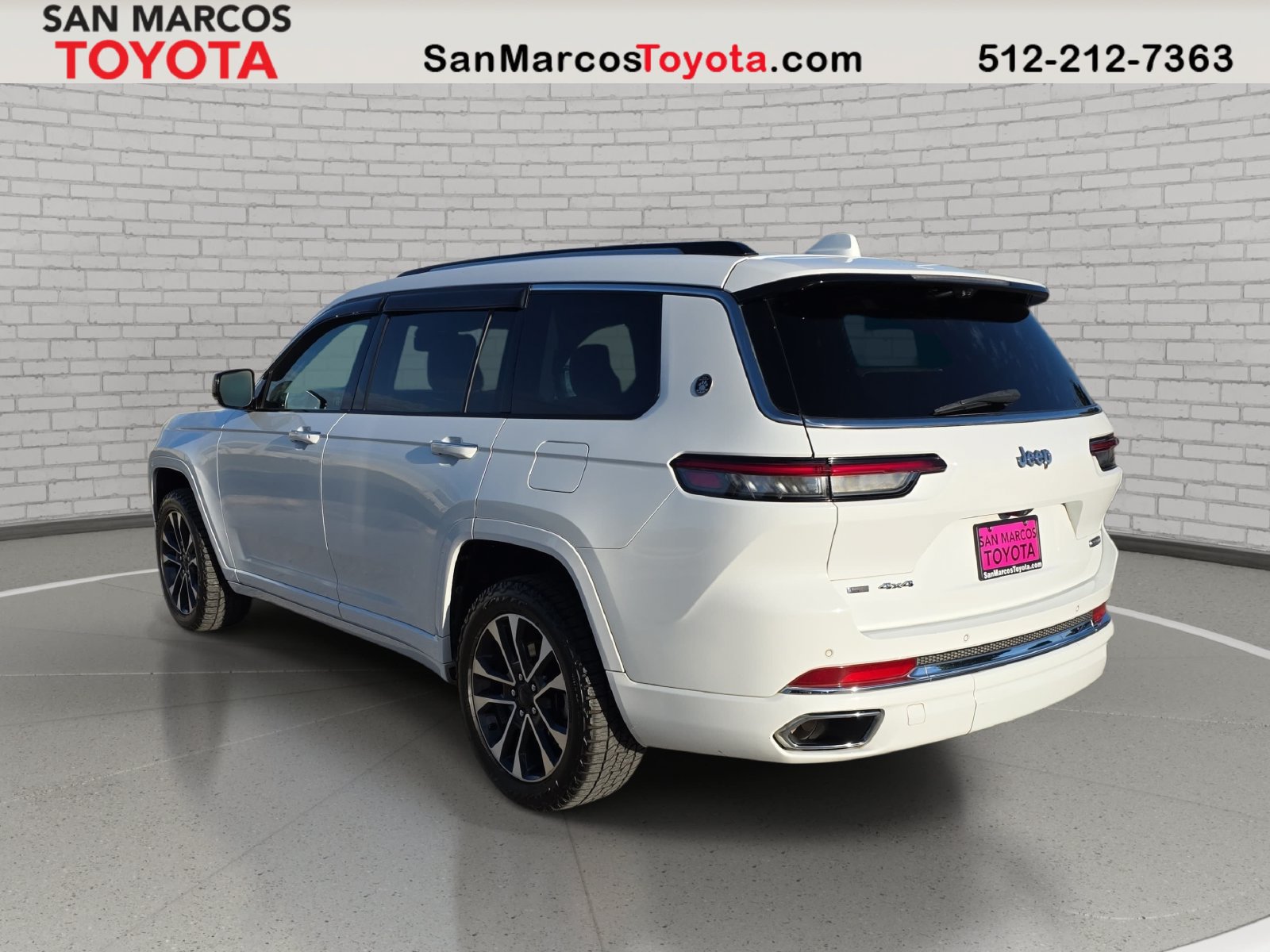 Used 2021 Jeep Grand Cherokee L Overland w/ Luxury Tech Group IV AWD/4WD image 8