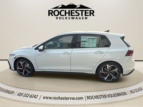 New 2025 Volkswagen GTI SE image 5