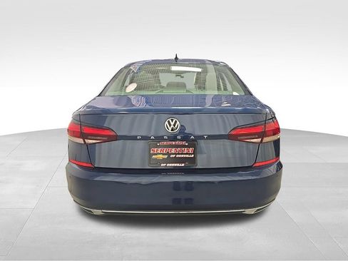 Used 2020 Volkswagen Passat 2.0T SEL FWD image 8