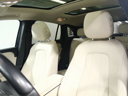 Used 2022 Mercedes-Benz GLA 250 4MATIC image 17