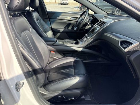 Used 2019 Lincoln MKZ Premiere FWD image 26