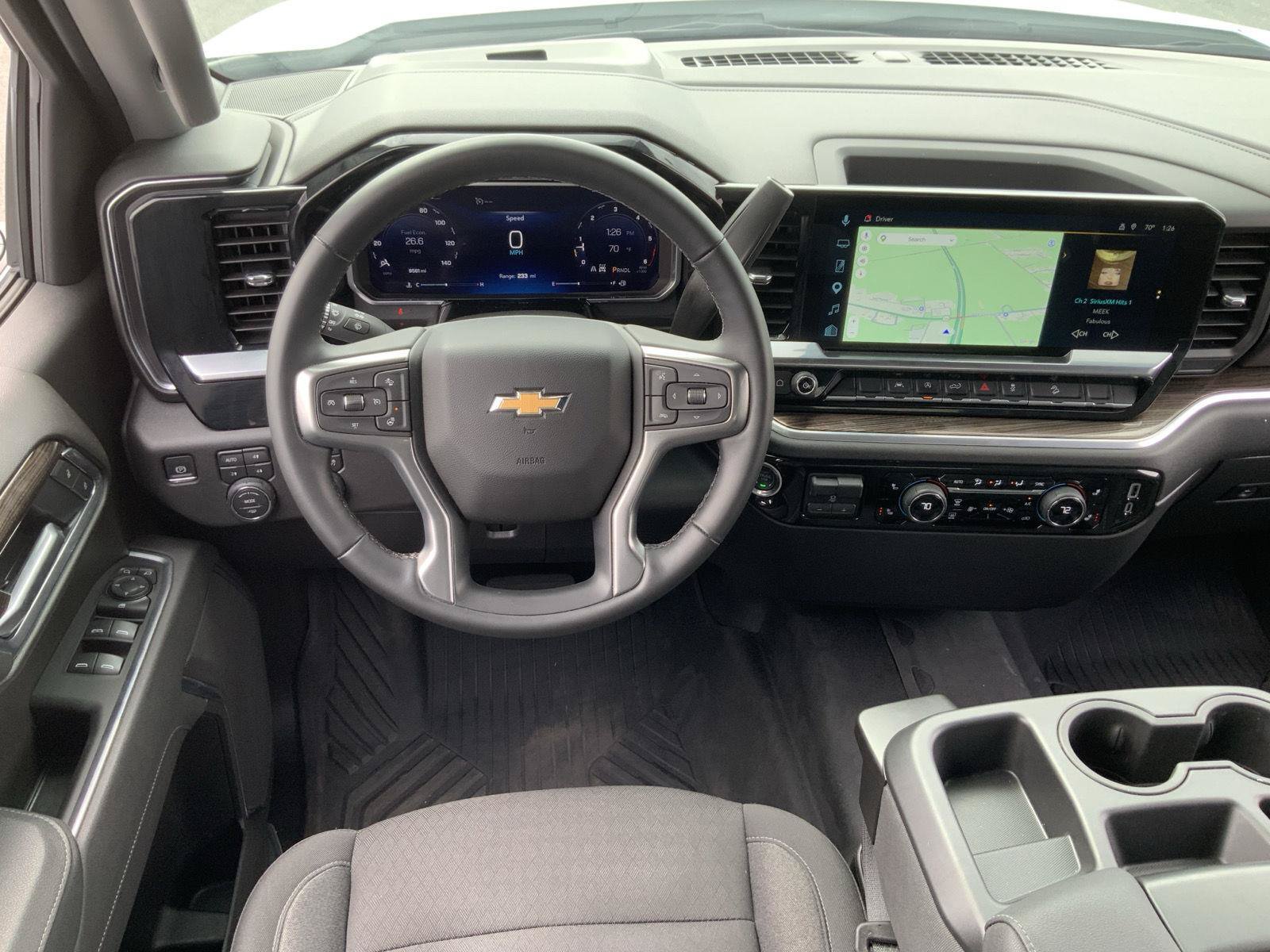 Used 2026 Chevrolet Silverado 1500 LT w/ Z71 Off-Road Package AWD/4WD image 23