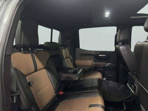 Used 2021 Chevrolet Silverado 1500 High Country w/ Technology Package AWD/4WD image 38