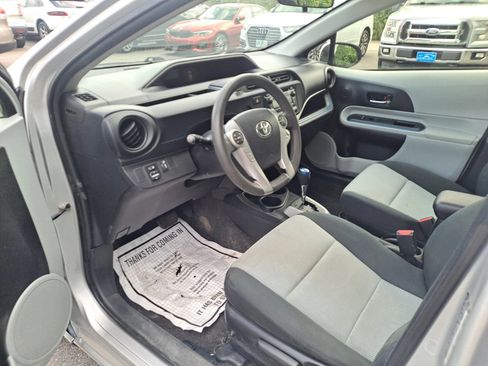 Used 2013 Toyota Prius C Two FWD image 7
