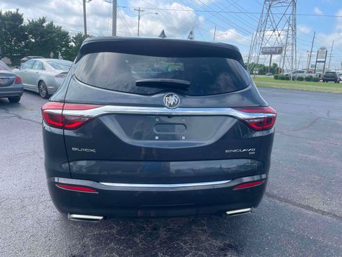 Used 2019 Buick Enclave Essence AWD/4WD image 6