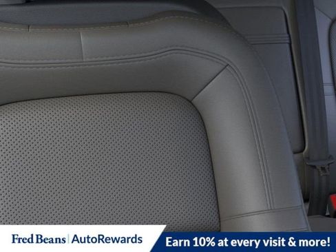 New 2026 Lincoln Corsair Premiere image 18