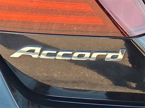 Used 2016 Honda Accord LX image 25