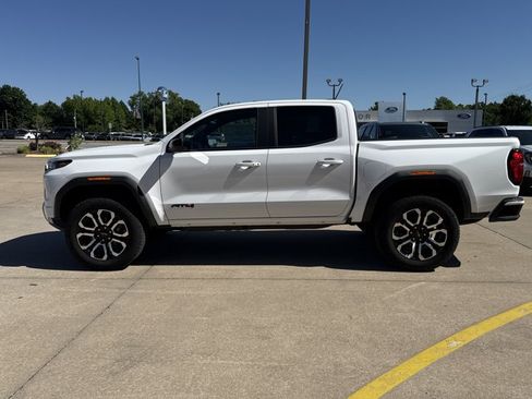 New 2026 GMC Canyon AT4 w/ Nightfall Essentials Package AWD/4WD image 11