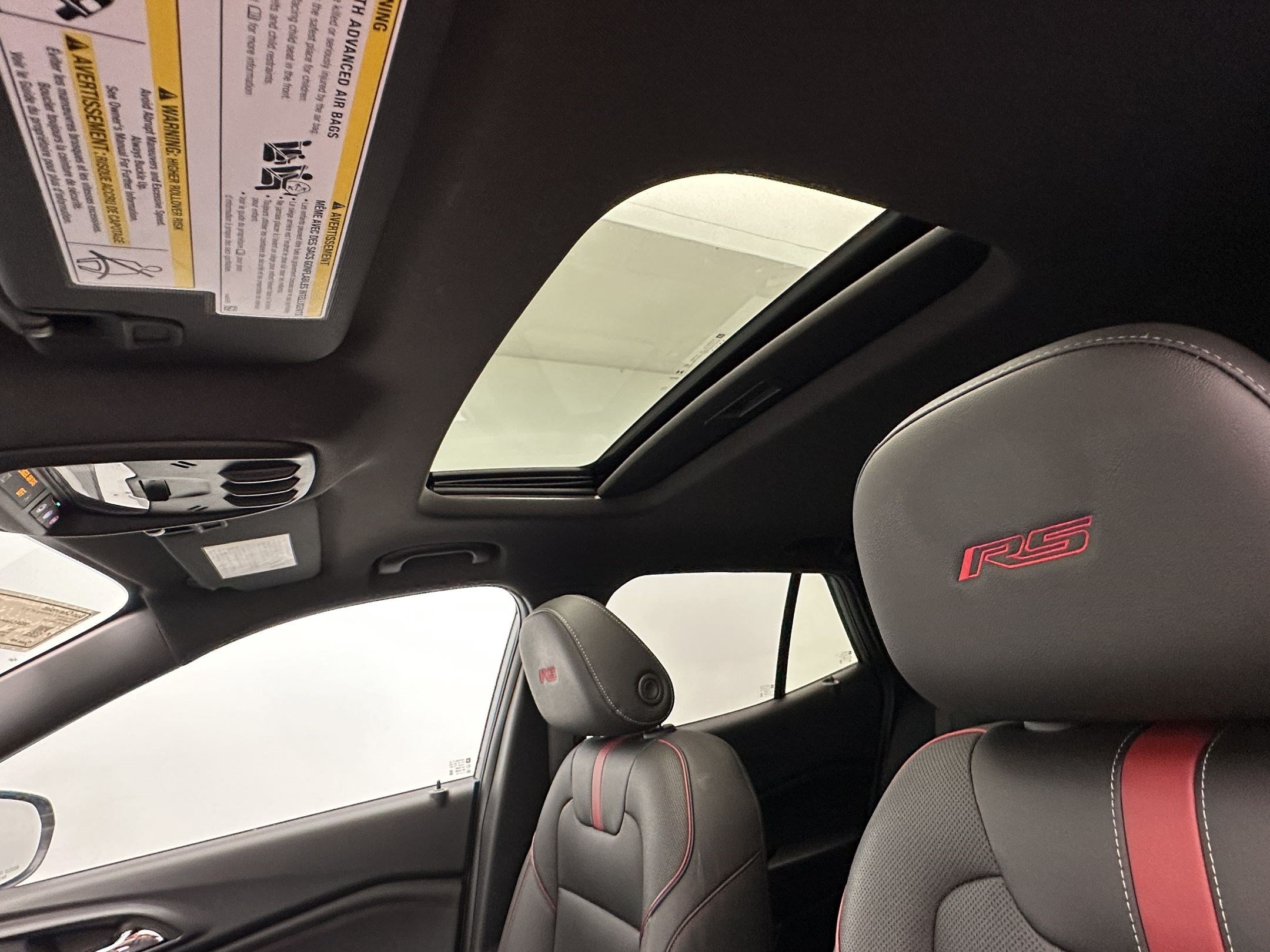Certified 2024 Chevrolet Trax RS w/ Sunroof Package FWD image 23