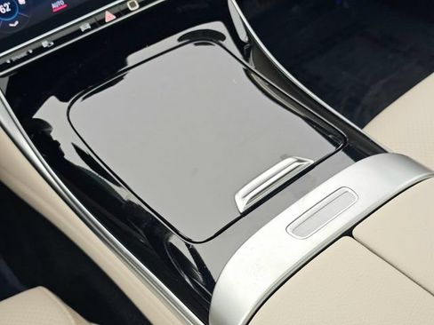 Used 2024 Mercedes-Benz C 300 4MATIC Sedan image 36