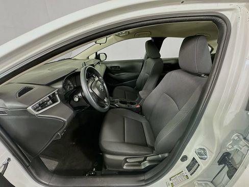 Certified 2024 Toyota Corolla LE FWD image 21