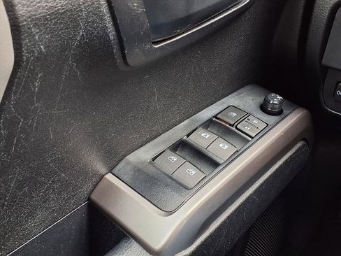 Used 2023 Toyota Tacoma SR5 image 19