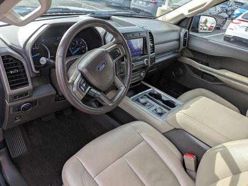 Used 2020 Ford Expedition XLT w/ Equipment Group 202A image 16