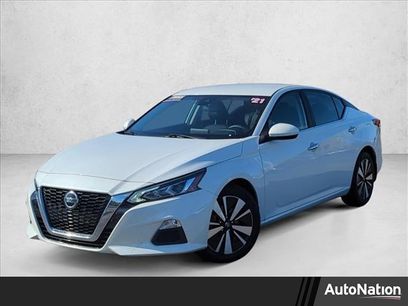 Used 2021 Nissan Altima 2.5 SV