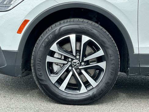 Used 2022 Volkswagen Tiguan S AWD/4WD image 32