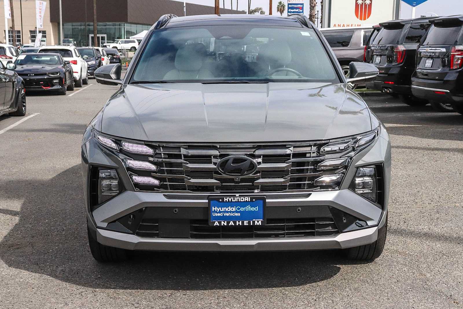 Used 2025 Hyundai Tucson Limited FWD image 2