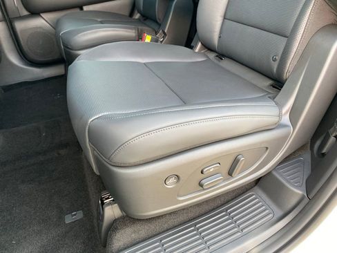 New 2026 Hyundai Palisade Calligraphy AWD/4WD image 32