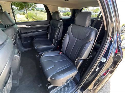 Used 2024 Hyundai Palisade SEL w/ Premium Package FWD image 25