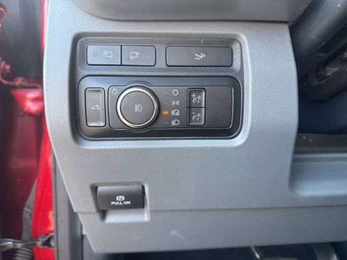 Used 2023 Ford F250 XLT w/ XLT Premium Package image 14