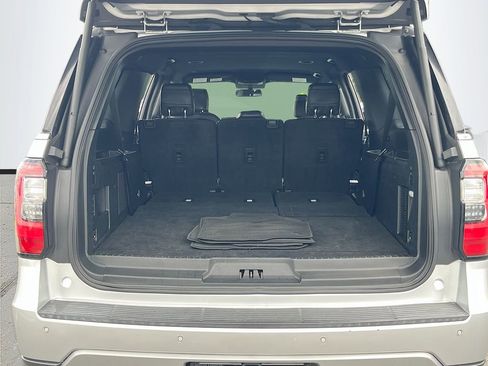 Used 2019 Ford Expedition Max Limited RWD image 27